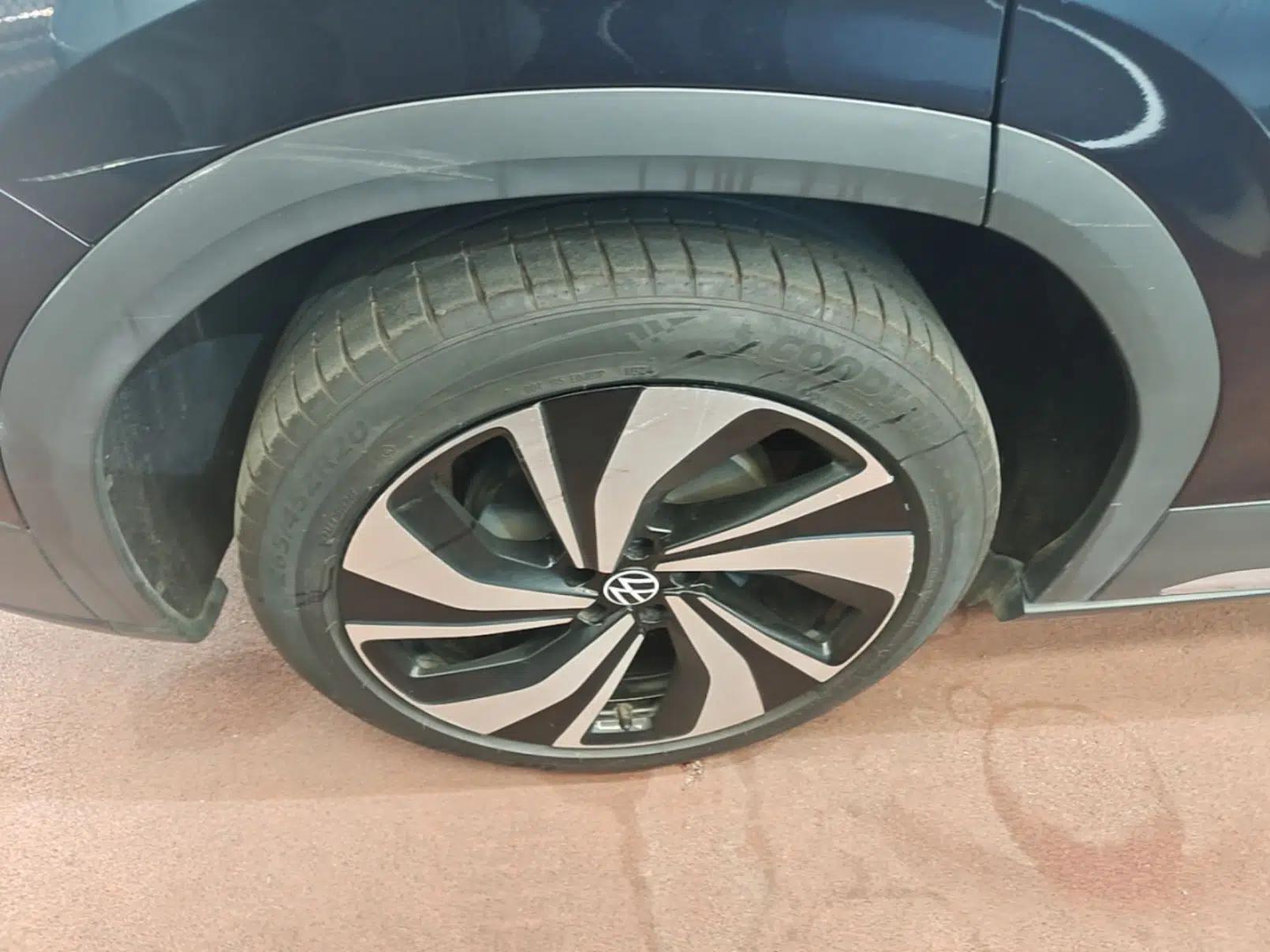 Volkswagen ID.6 CROZZ 2022 Standard Range PURE Edition — миниатюра 10
