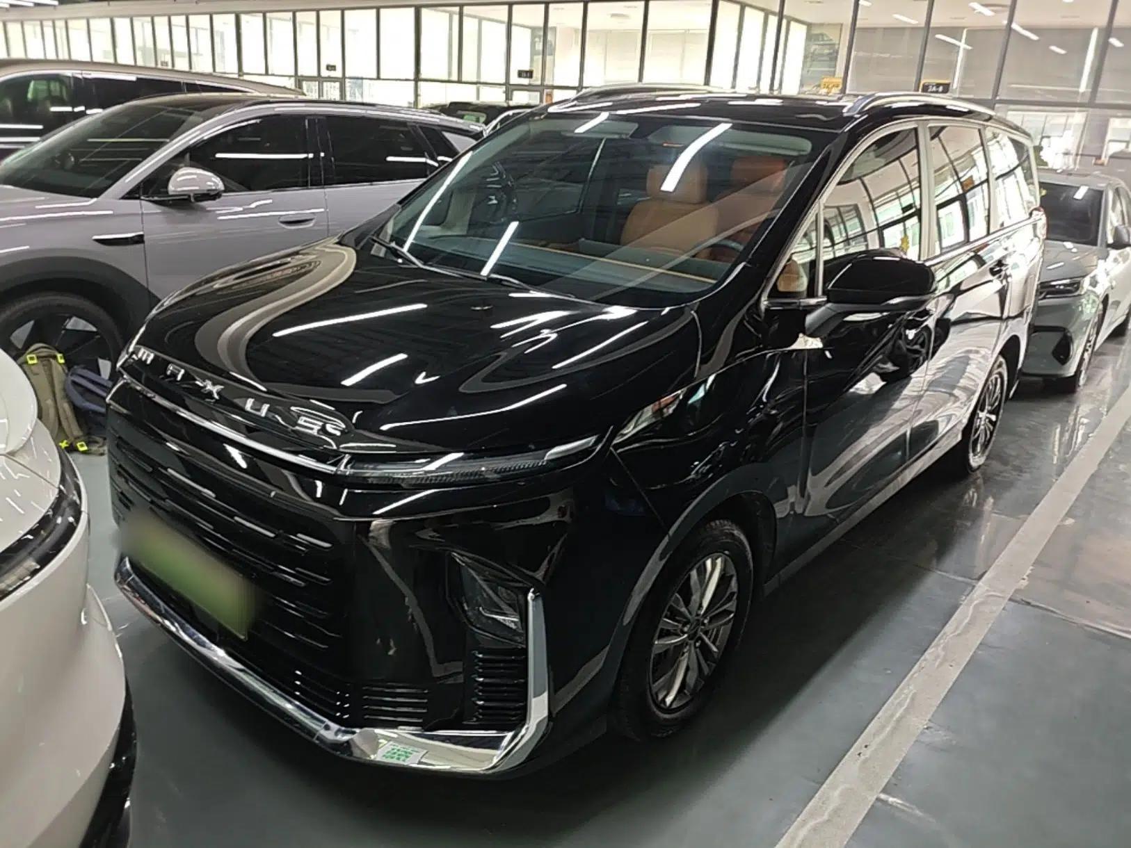 SAIC MAXUS G50 PHEV 2025 Leading Edition — миниатюра 1