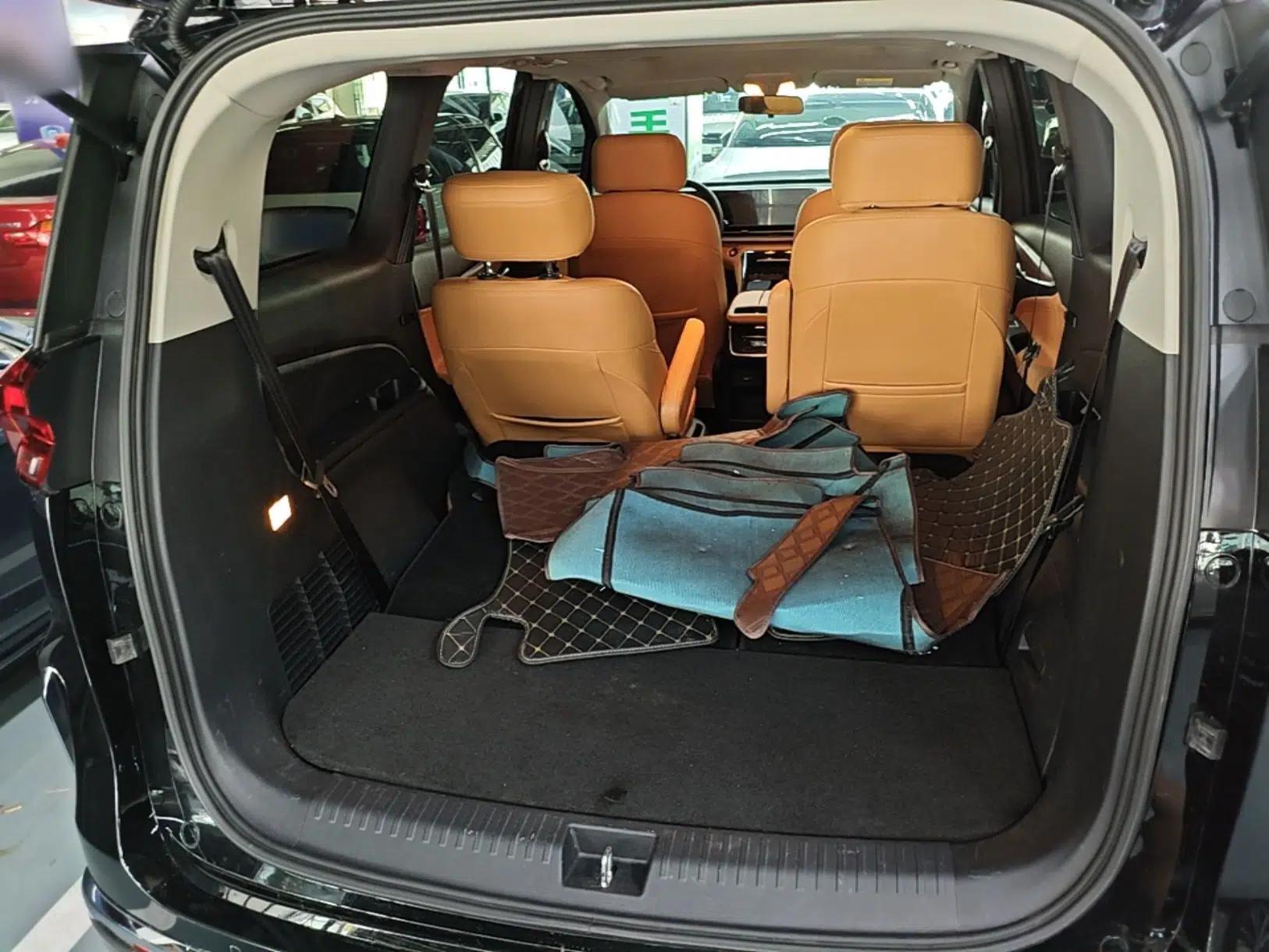 SAIC MAXUS G50 PHEV 2025 Leading Edition — миниатюра 22