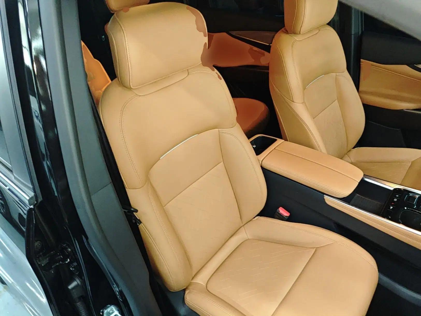 SAIC MAXUS G50 PHEV 2025 Leading Edition — миниатюра 23