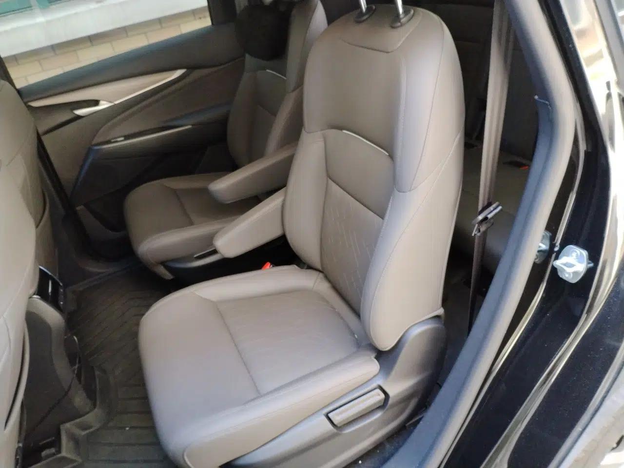 SAIC MAXUS G50 PHEV 2025 Leading Edition — миниатюра 18