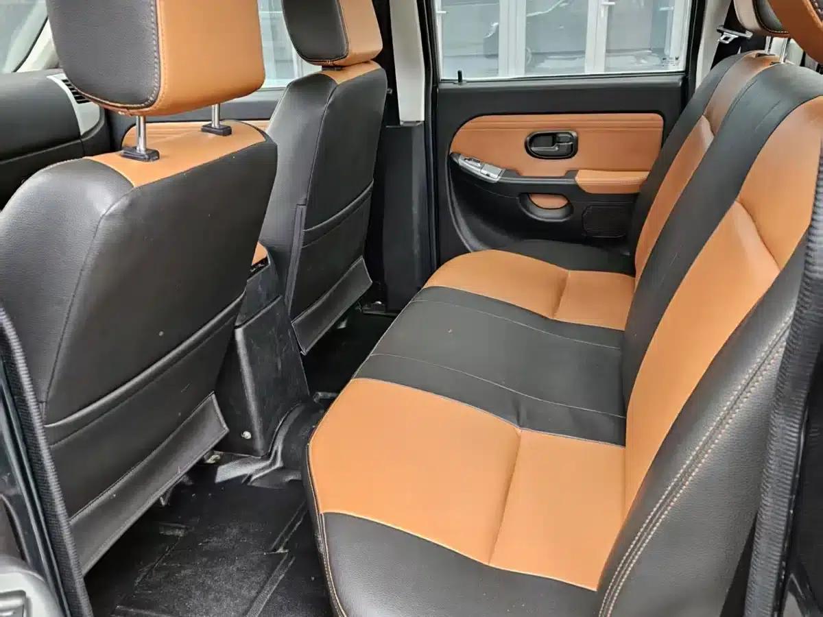 Baodian 2016 New Value-for-Money Diesel 4WD Standard Luxury Model JX493ZLQ4G — миниатюра 9