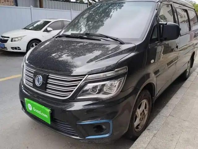 FORTHING Lingzhi M5 2020 Long-Range Version Comfort Model 7 Seats