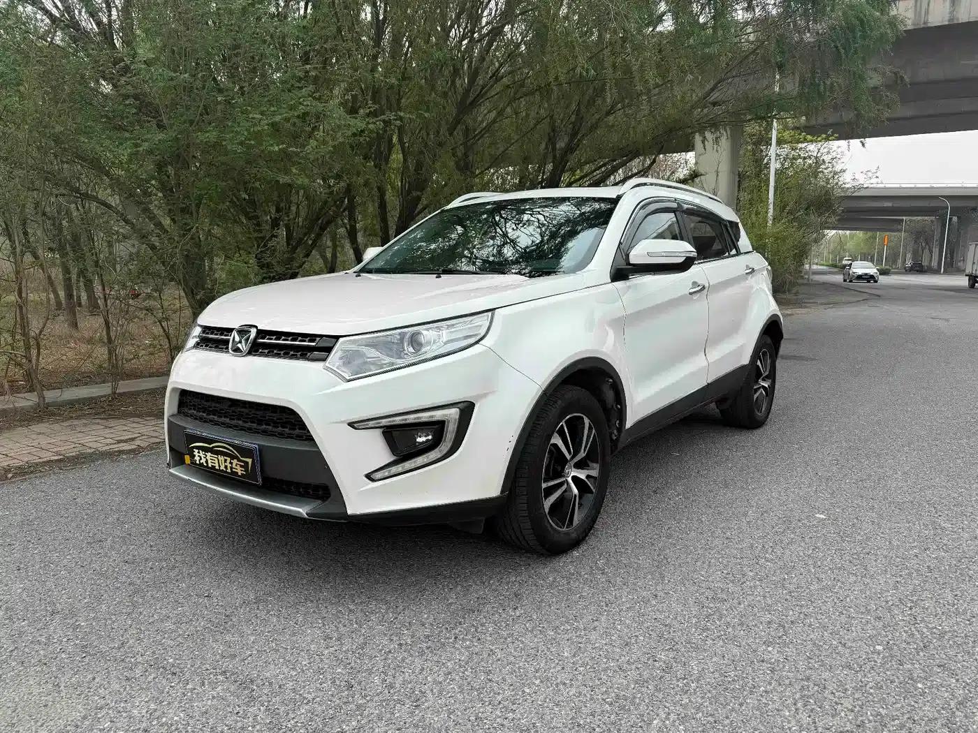 Yusheng S330 2016 1.5L GTDi Automatic 2WD Premium Edition — миниатюра 1