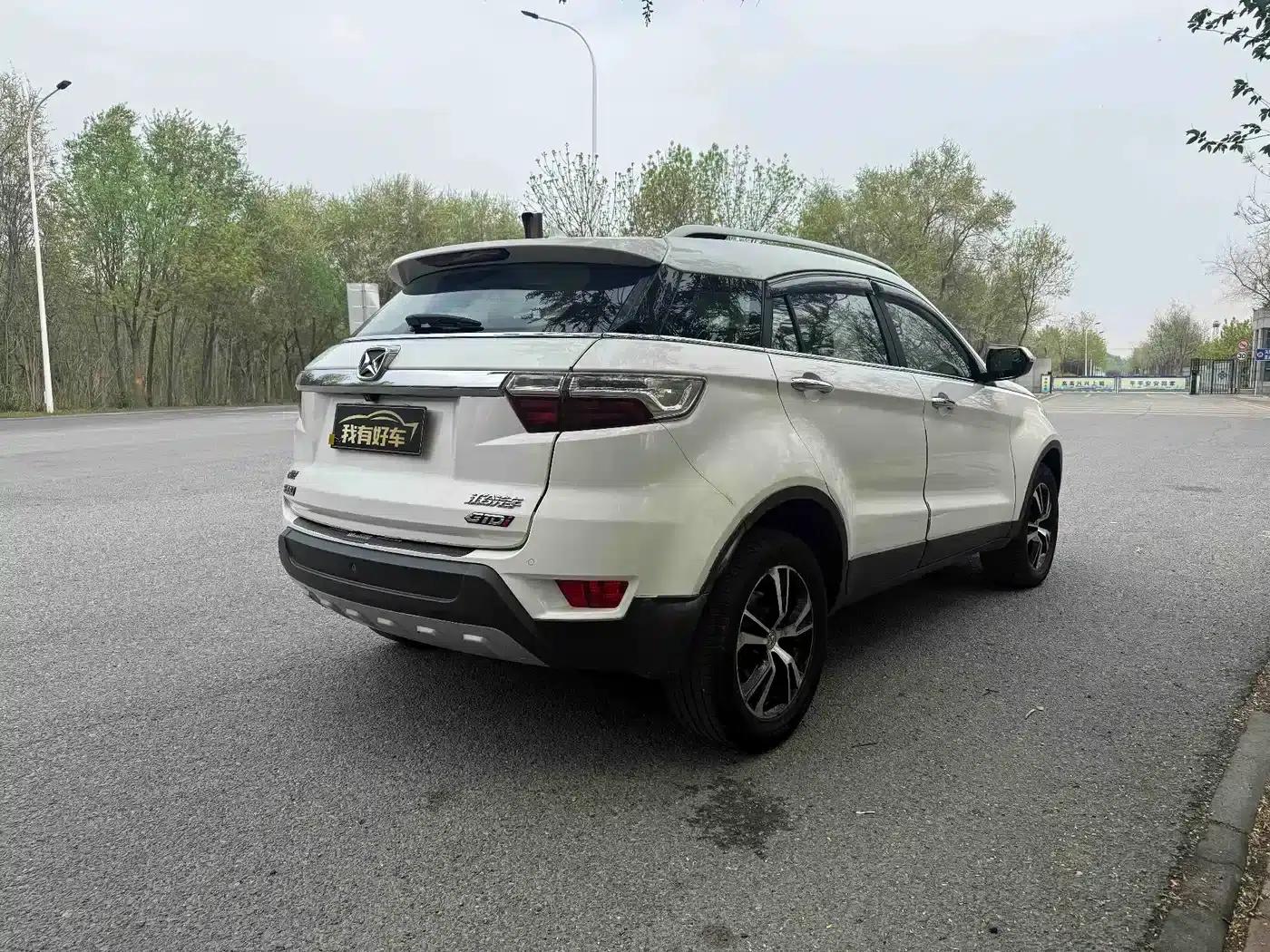 Yusheng S330 2016 1.5L GTDi Automatic 2WD Premium Edition — миниатюра 10