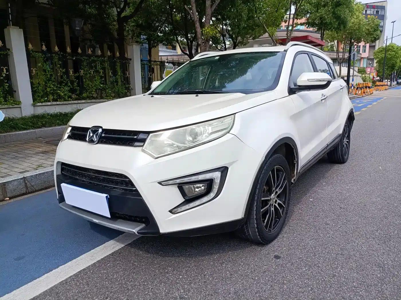 Yusheng S330 2016 1.5L GTDi Automatic 2WD Premium Edition — миниатюра 1