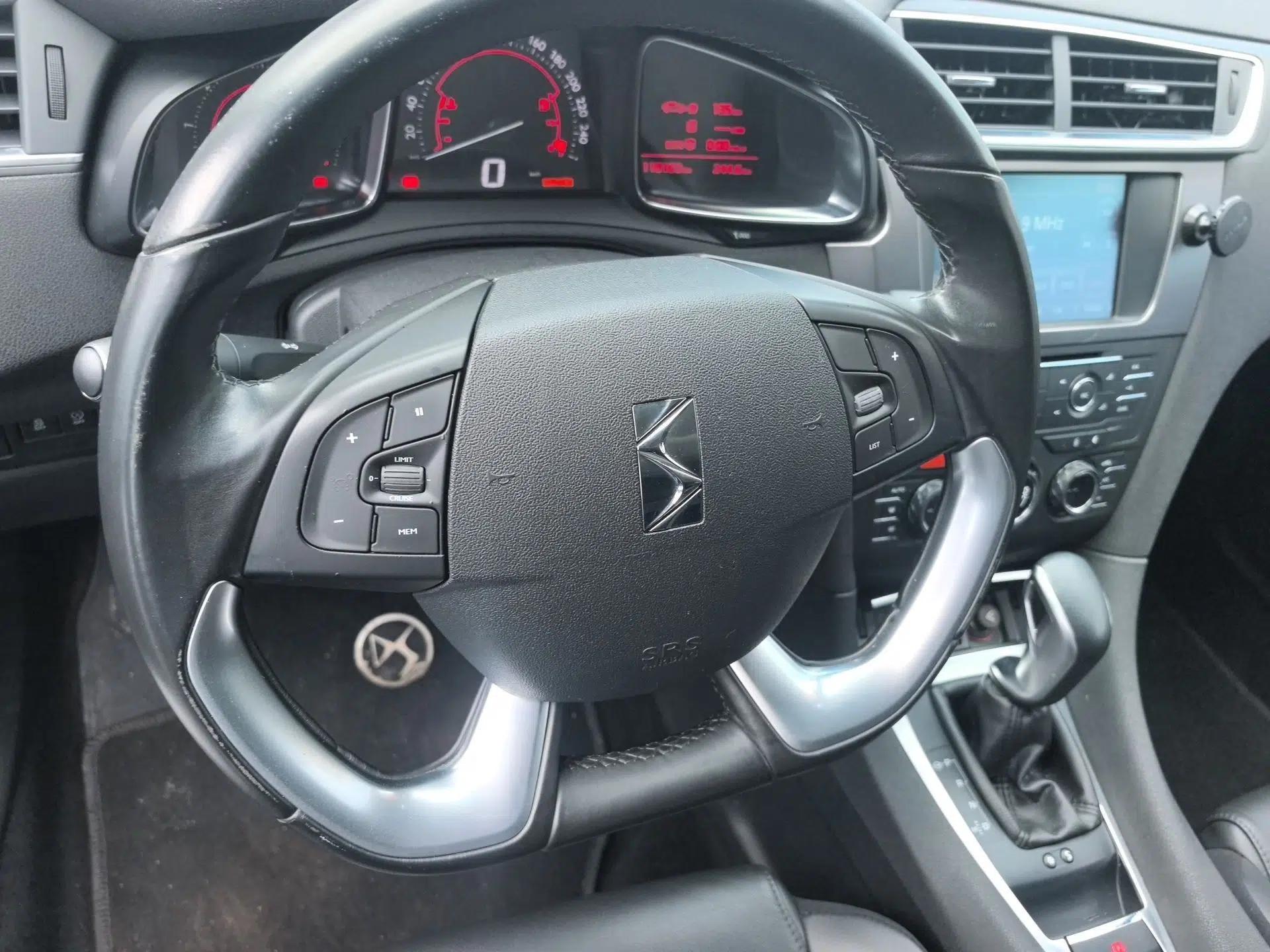 DS 5LS 2016 1.6T Elegant Edition THP160 — миниатюра 13