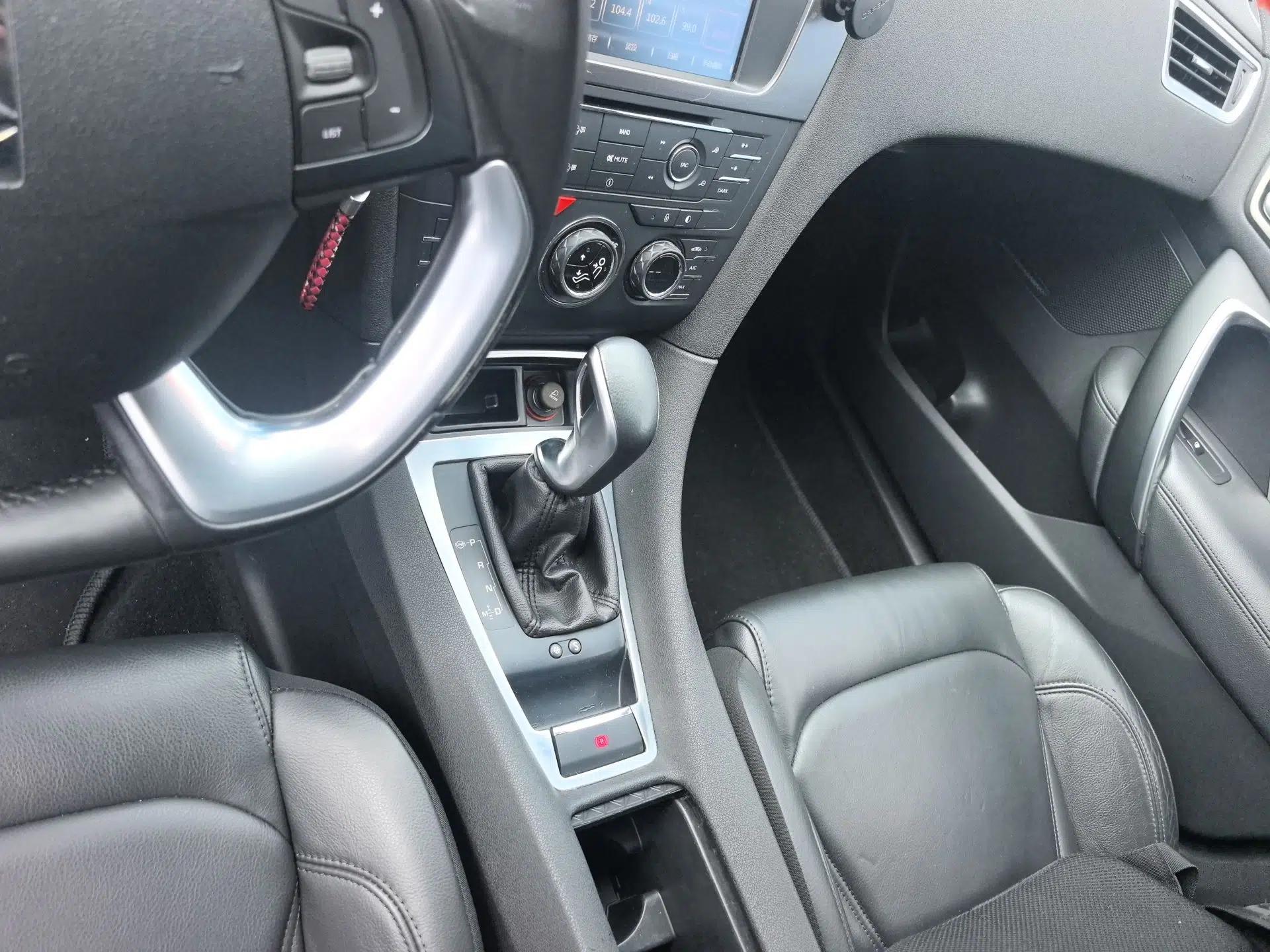 DS 5LS 2016 1.6T Elegant Edition THP160 — миниатюра 16