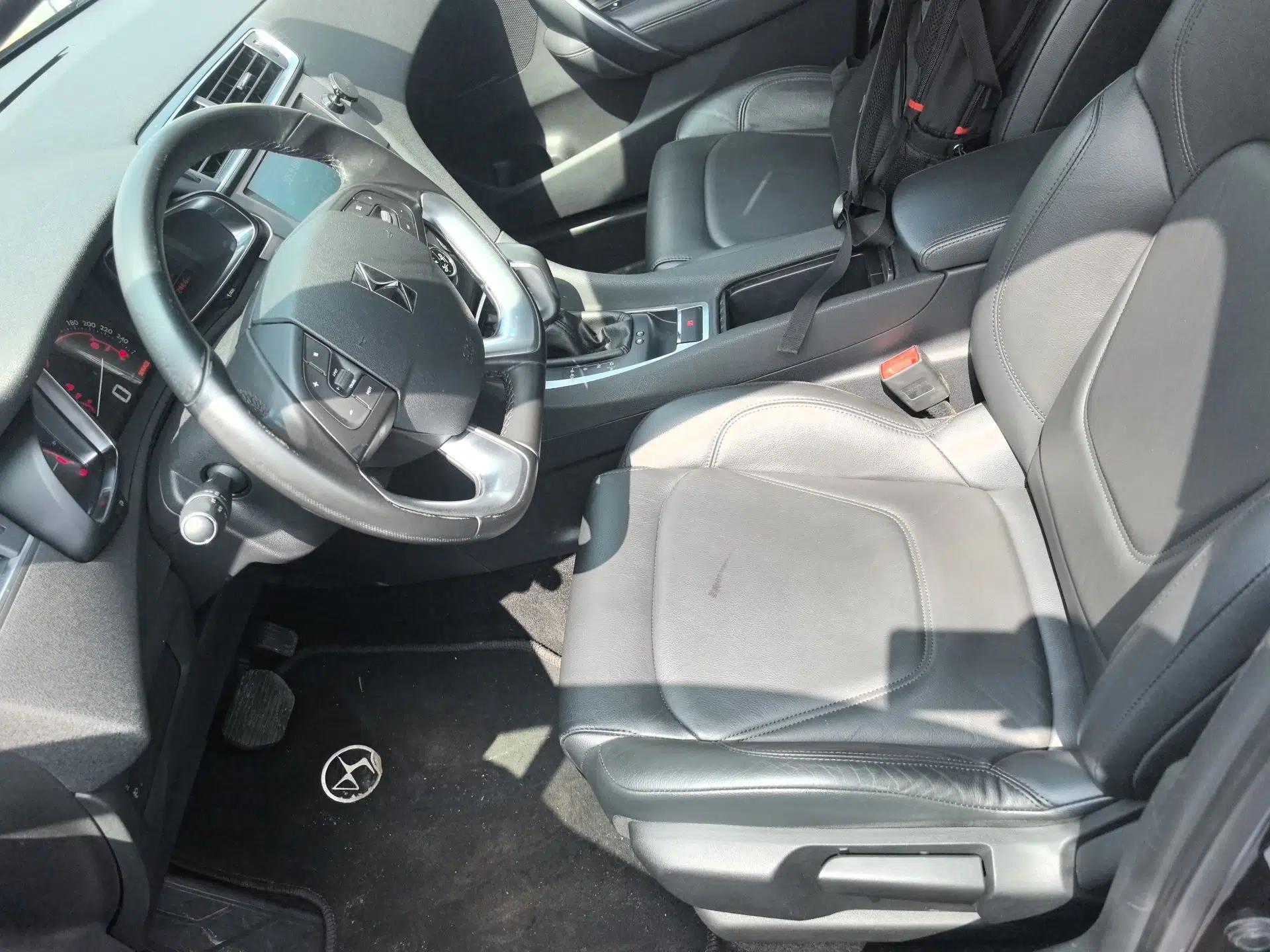DS 5LS 2016 1.6T Elegant Edition THP160 — миниатюра 17