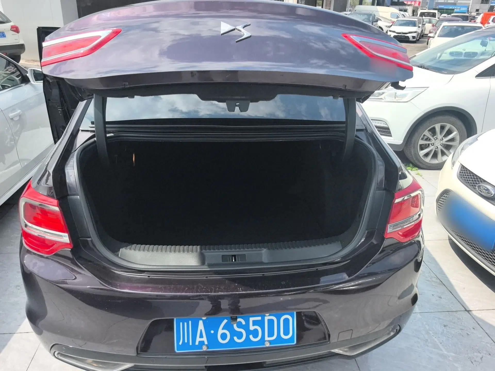 DS 5LS 2016 1.6T Elegant Edition THP160 — миниатюра 21