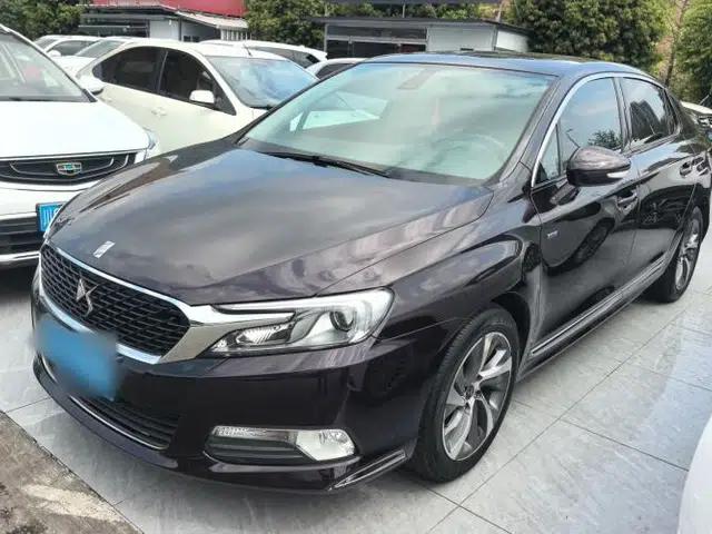 DS 5LS 2016 1.6T Elegant Edition THP160