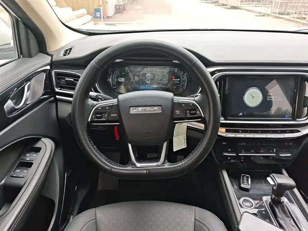 Jetour X90 2019 1.5T Automatic Enjoyment Edition 6-seater National V Emission Standard — миниатюра 11
