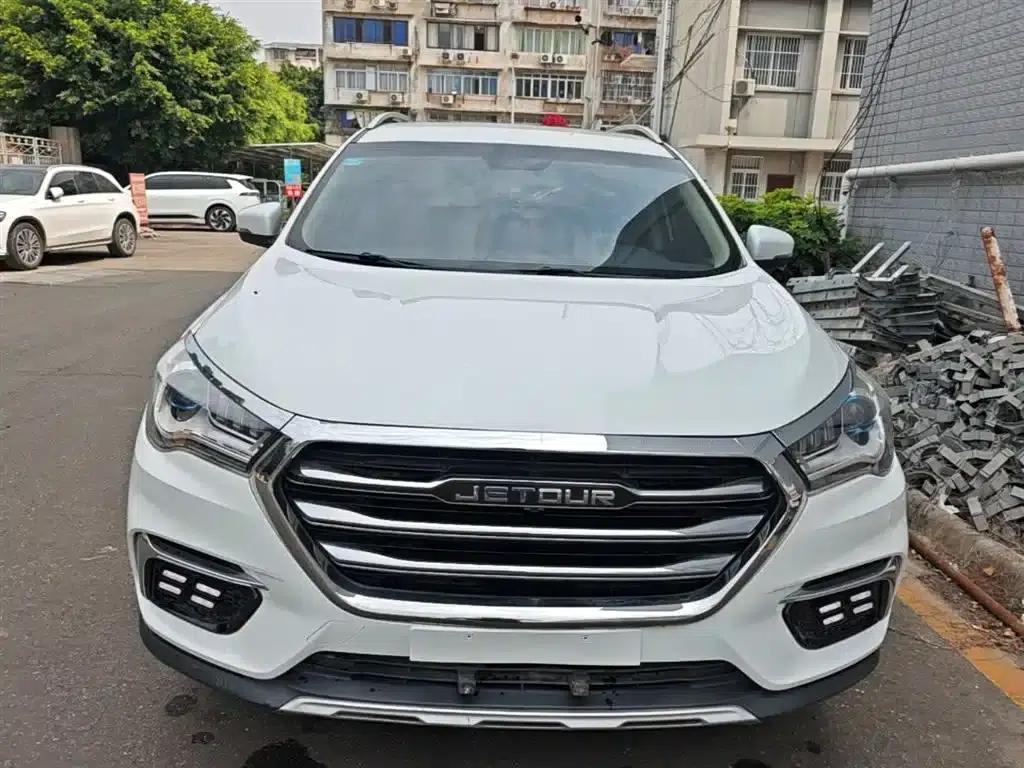 Jetour X90 2019 1.5T Automatic Enjoyment Edition 6-seater National V Emission Standard — миниатюра 3
