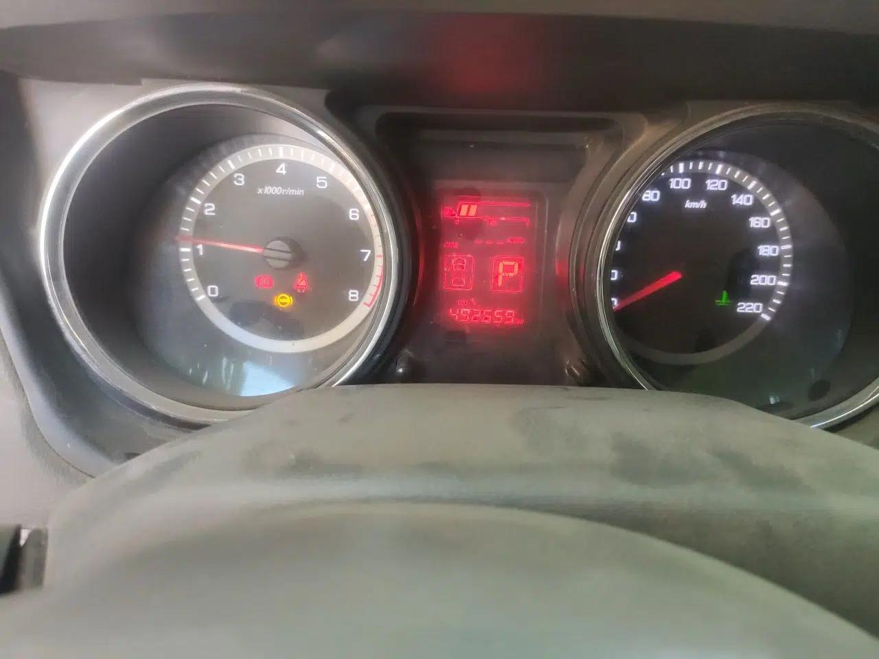 Dongfeng Aeolus A60 2014 1.6L Automatic Prestige Model — миниатюра 13
