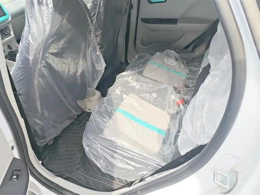 Yizhi EV2 2024 Model 201km Comfort — миниатюра 11