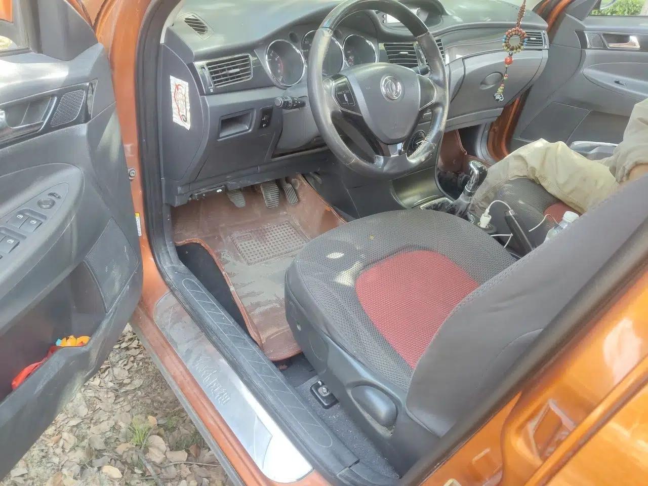 Dongfeng Aeolus H30 2013 CROSS 1.6L Manual Luxury Model — миниатюра 16