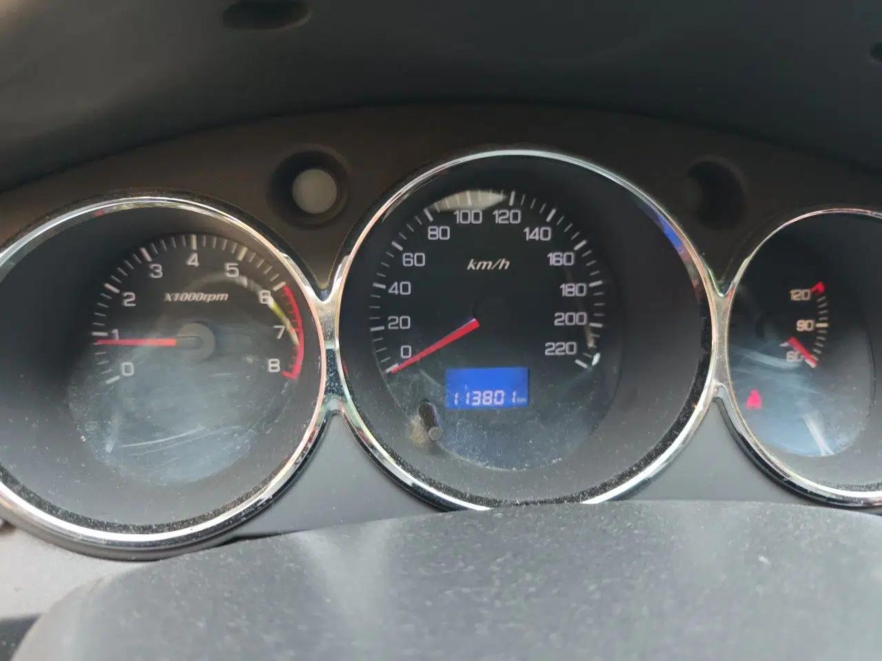 Dongfeng Aeolus H30 2012 CROSS 1.6L Manual Luxury Model — миниатюра 12