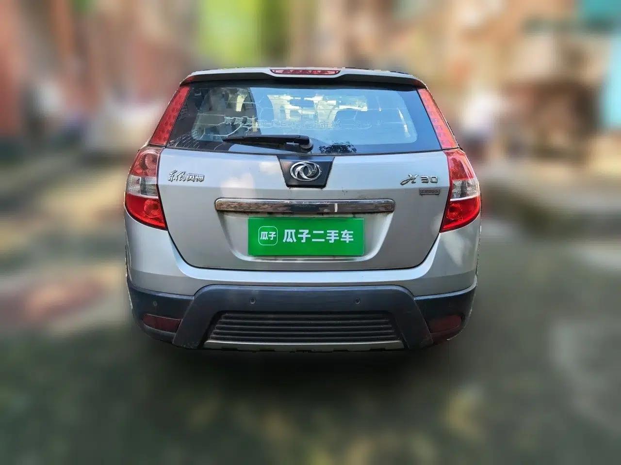 Dongfeng Aeolus H30 2012 CROSS 1.6L Manual Luxury Model — миниатюра 5