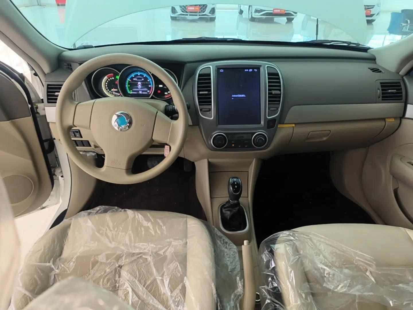 Dongfeng Junfeng E11K 2019 Standard Model — миниатюра 13