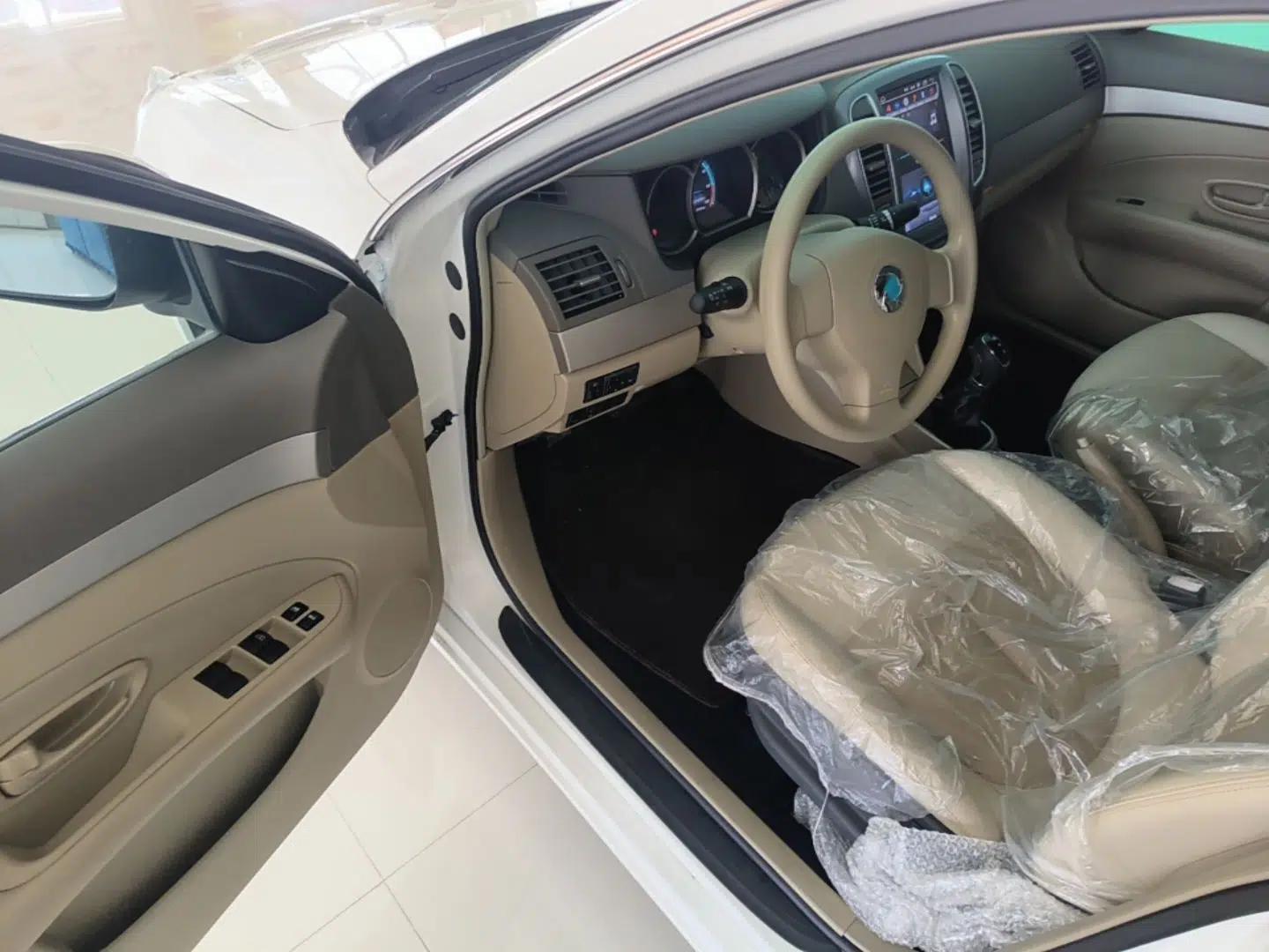 Dongfeng Junfeng E11K 2019 Standard Model — миниатюра 19