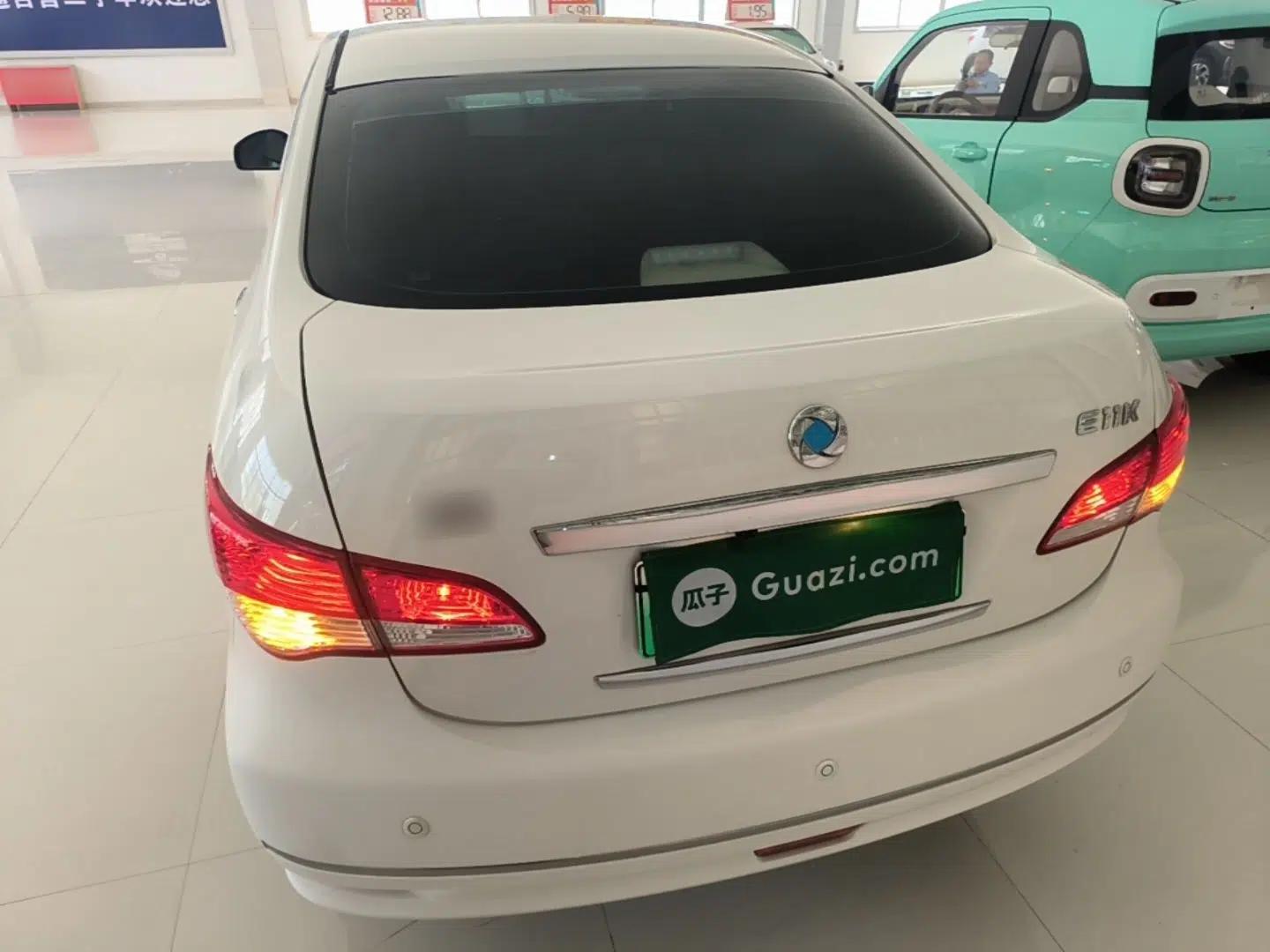 Dongfeng Junfeng E11K 2019 Standard Model — миниатюра 5