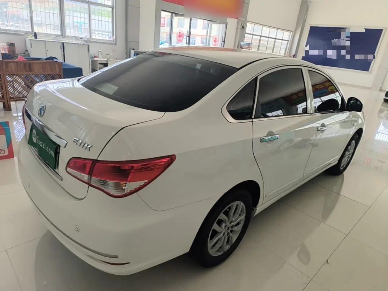 Dongfeng Junfeng E11K 2019 Standard Model — миниатюра 6