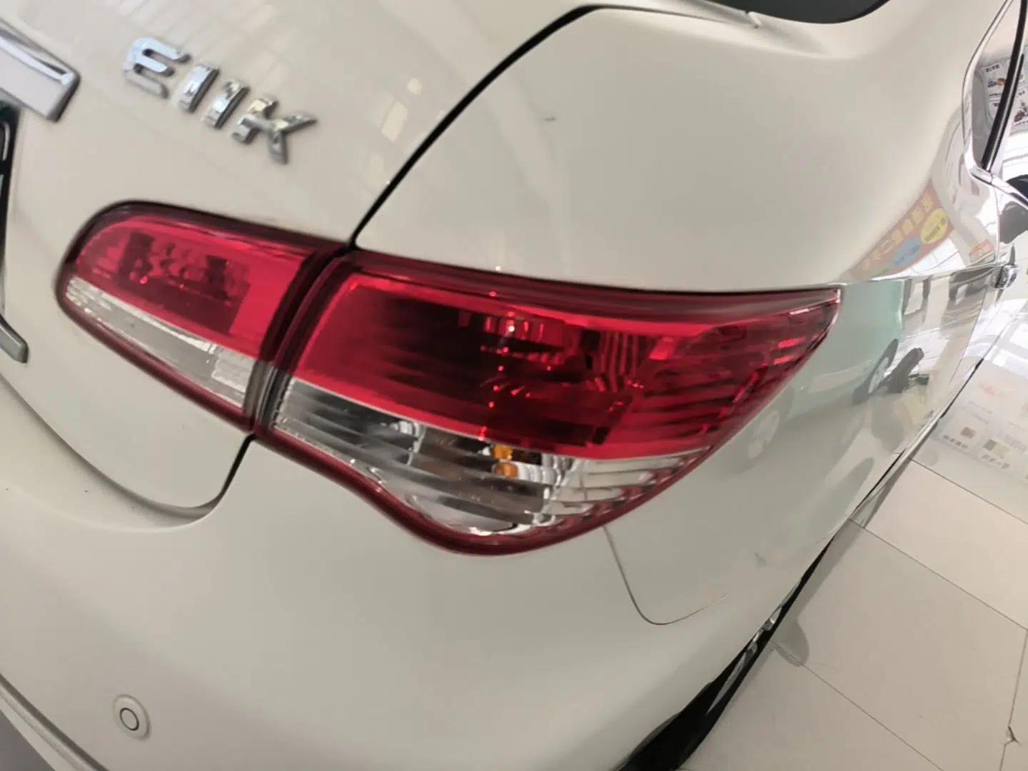 Dongfeng Junfeng E11K 2019 Standard Model — миниатюра 7