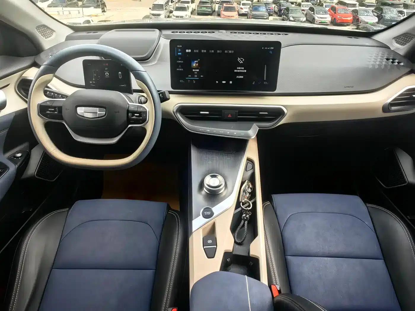 Geely Geometry A 2022 Pro 430KM Green Apple Pro — миниатюра 11