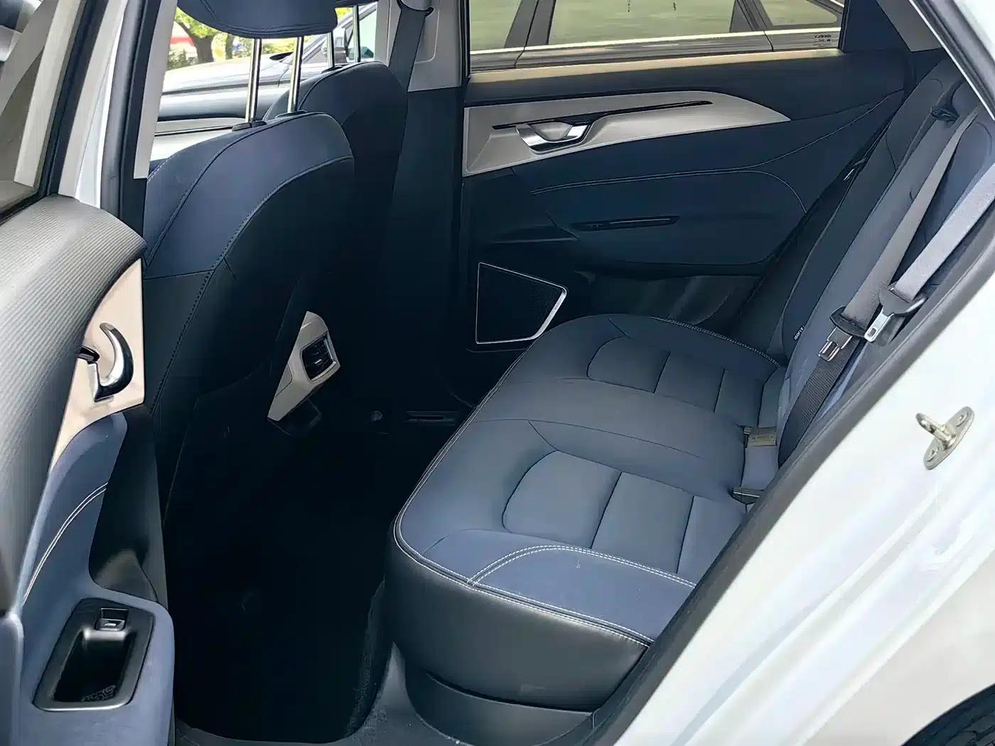 Geely Geometry A 2022 Pro 430KM Green Apple Pro — миниатюра 13