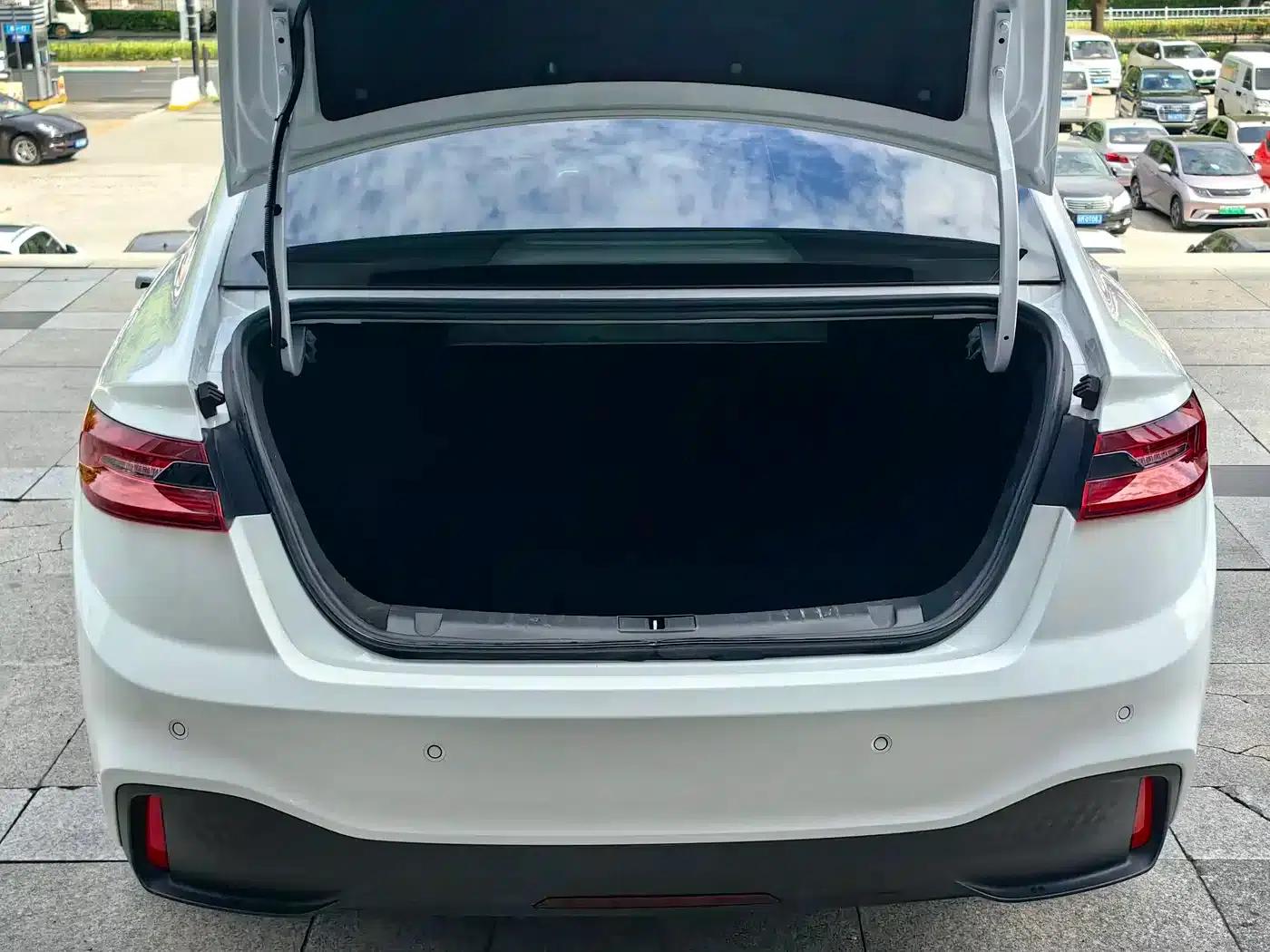 Geely Geometry A 2022 Pro 430KM Green Apple Pro — миниатюра 8