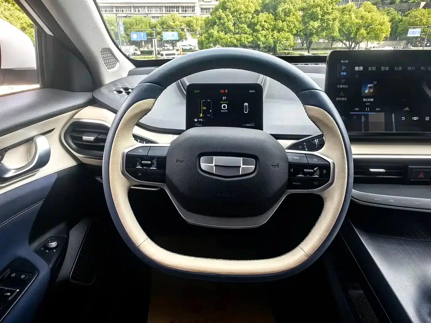 Geely Geometry A 2022 Pro 430KM Green Apple Pro — миниатюра 10