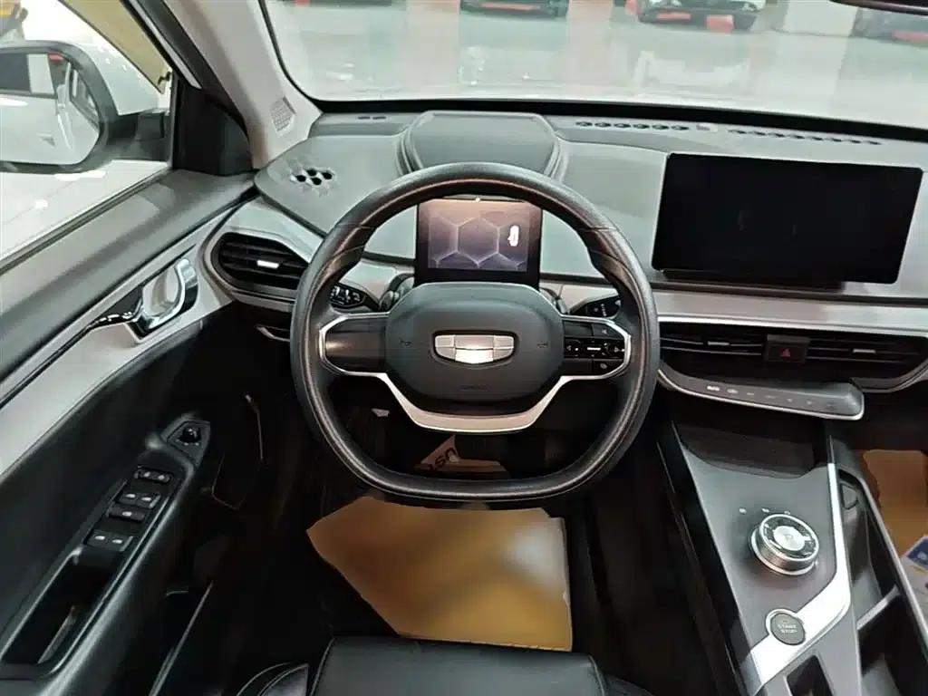 Geely Geometry A 2024 Model 410KM Travel Edition — миниатюра 11