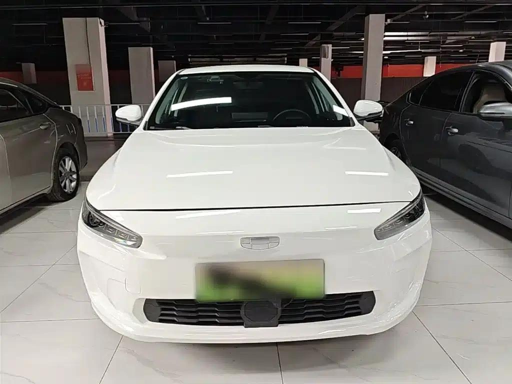 Geely Geometry A 2024 Model 410KM Travel Edition — миниатюра 3