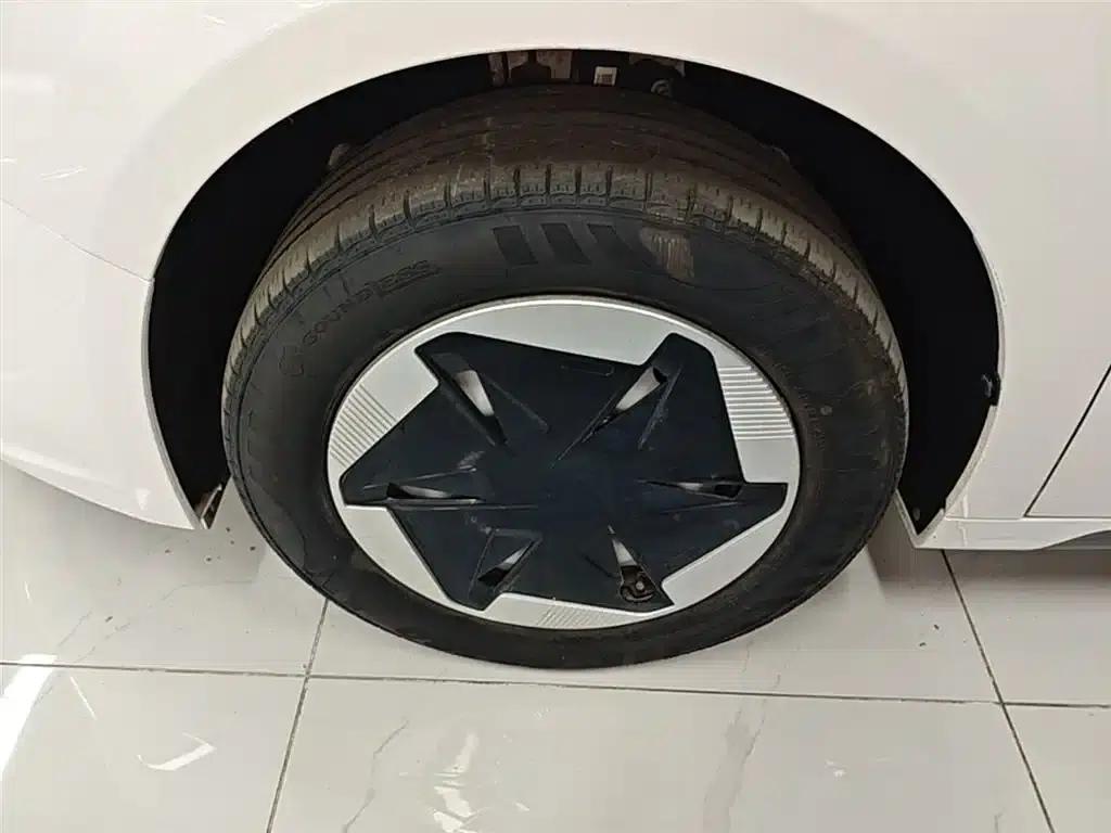 Geely Geometry A 2024 Model 410KM Travel Edition — миниатюра 23