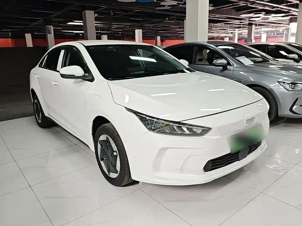 Geely Geometry A 2024 Model 410KM Travel Edition — миниатюра 4
