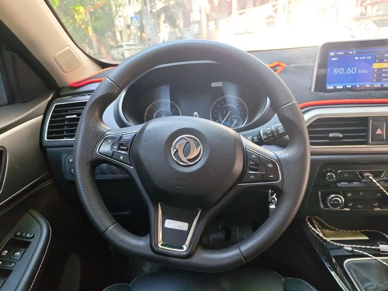 Dongfeng Fengon S560 2019 1.8L Manual Urban Model — миниатюра 11