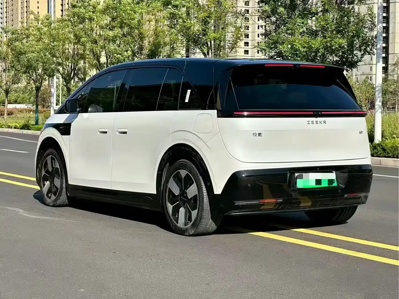 Jike MIX 2025 Long Range Intelligent Driving Edition — миниатюра 7