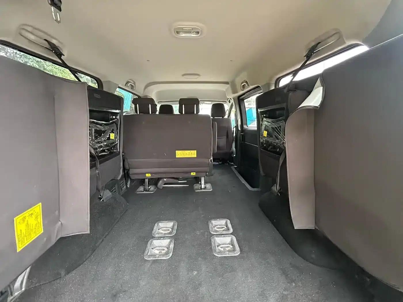Refine M4 2019 Business Travel Series 2.0L Manual Comfort Model (National V Emission Standard) — миниатюра 9