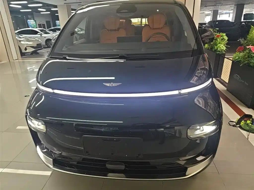 Yizhen L380 2025 Model 805km Flagship Edition 4WD — миниатюра 2
