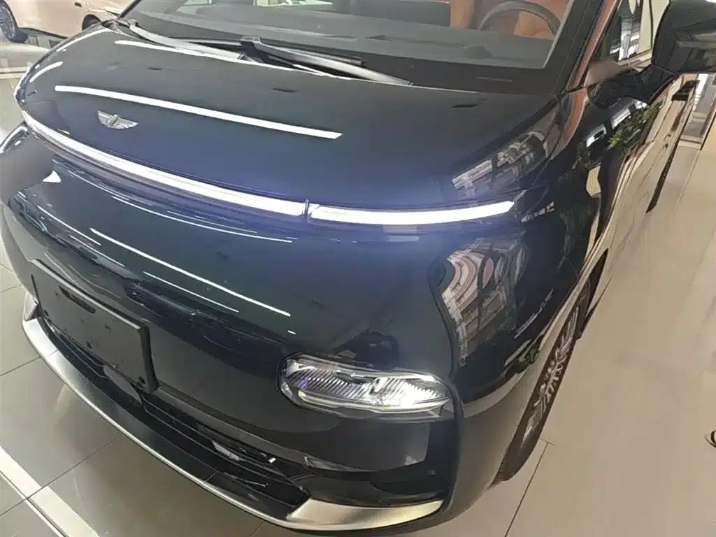 Yizhen L380 2025 Model 805km Flagship Edition 4WD — миниатюра 17