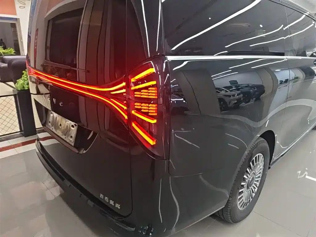 Yizhen L380 2025 Model 805km Flagship Edition 4WD — миниатюра 23