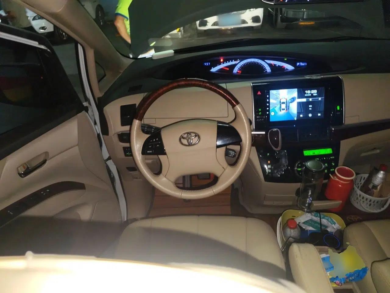 Toyota Previa  — миниатюра 11