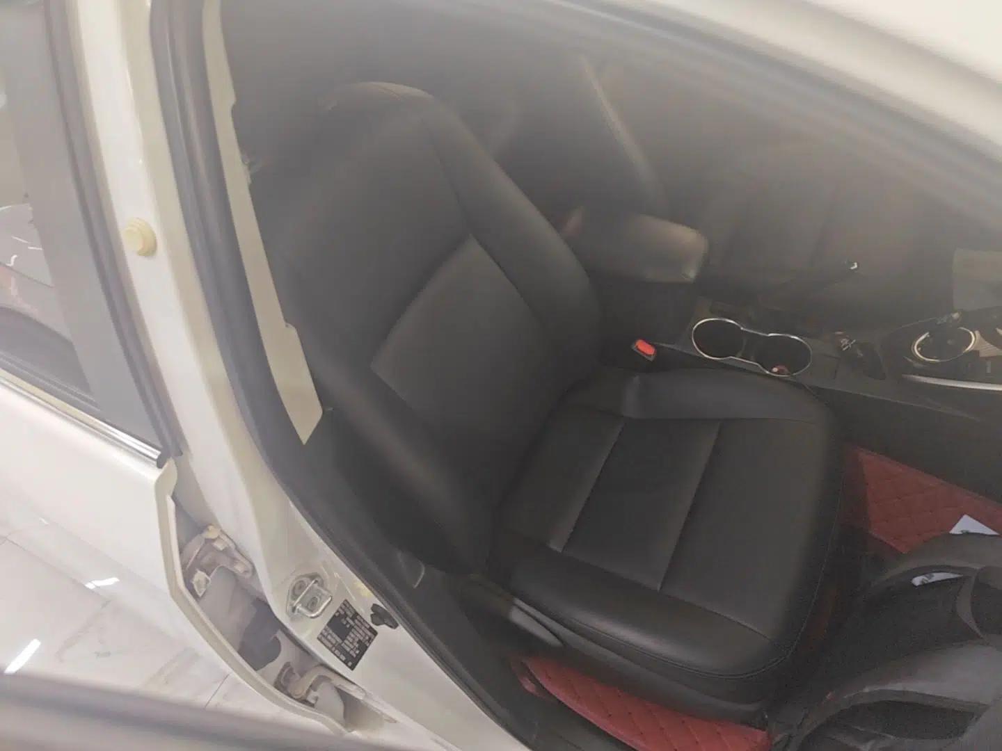 Toyota Corolla Hybrid E+ 2019 1.8L E-CVT Leading Edition — миниатюра 23