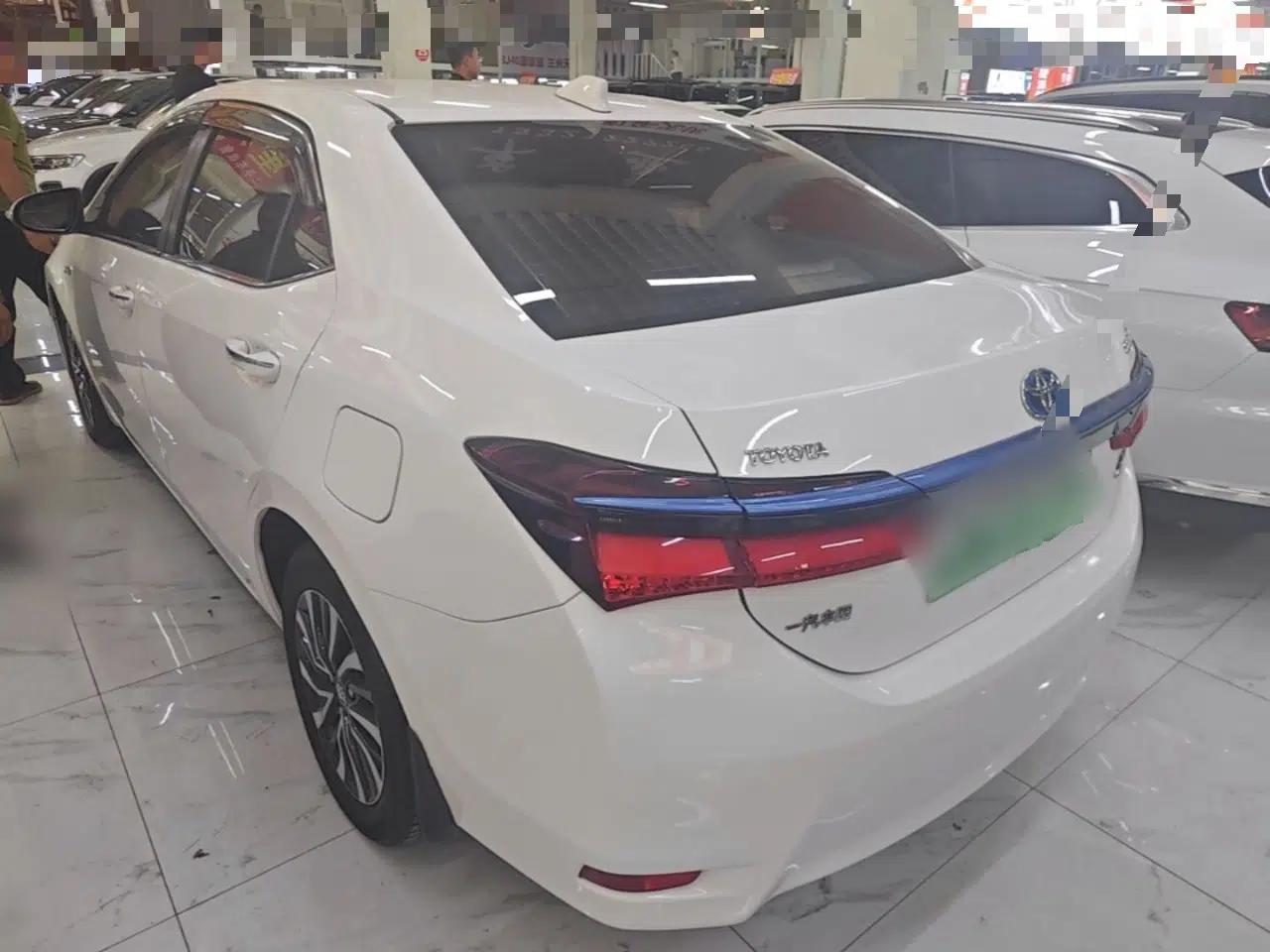 Toyota Corolla Hybrid E+ 2019 1.8L E-CVT Leading Edition — миниатюра 4