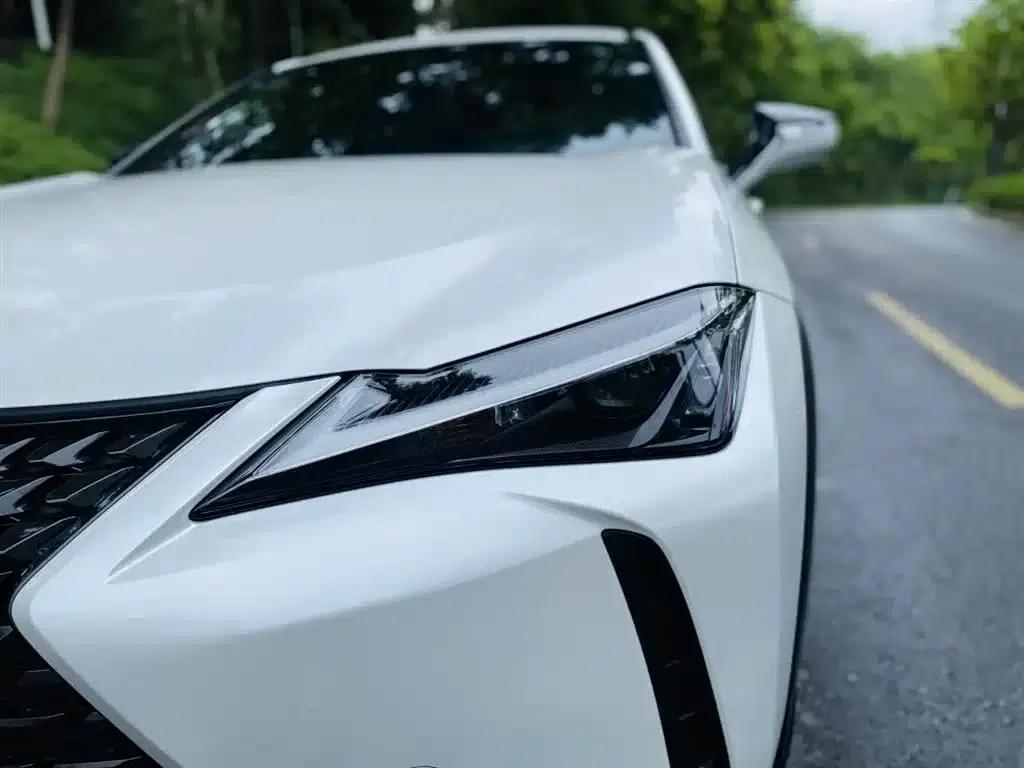 Lexus UX 2022 260h Explore Edition — миниатюра 14