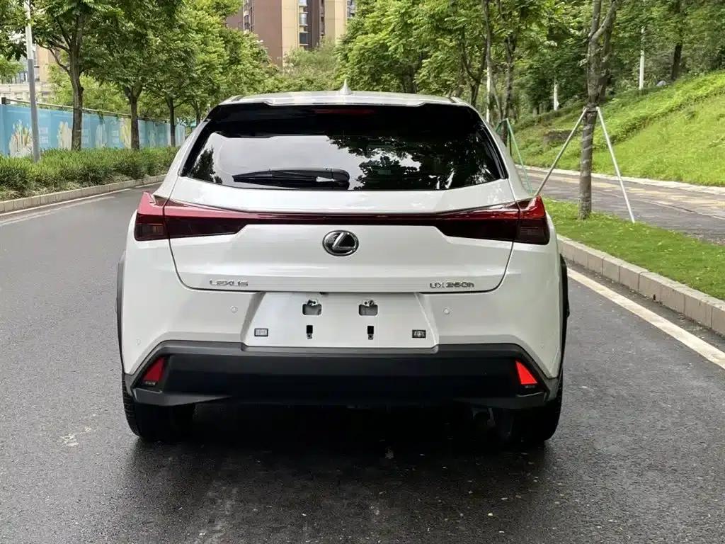 Lexus UX 2022 260h Explore Edition — миниатюра 4