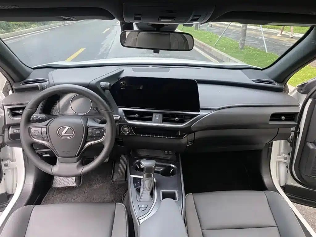 Lexus UX 2022 260h Explore Edition — миниатюра 8