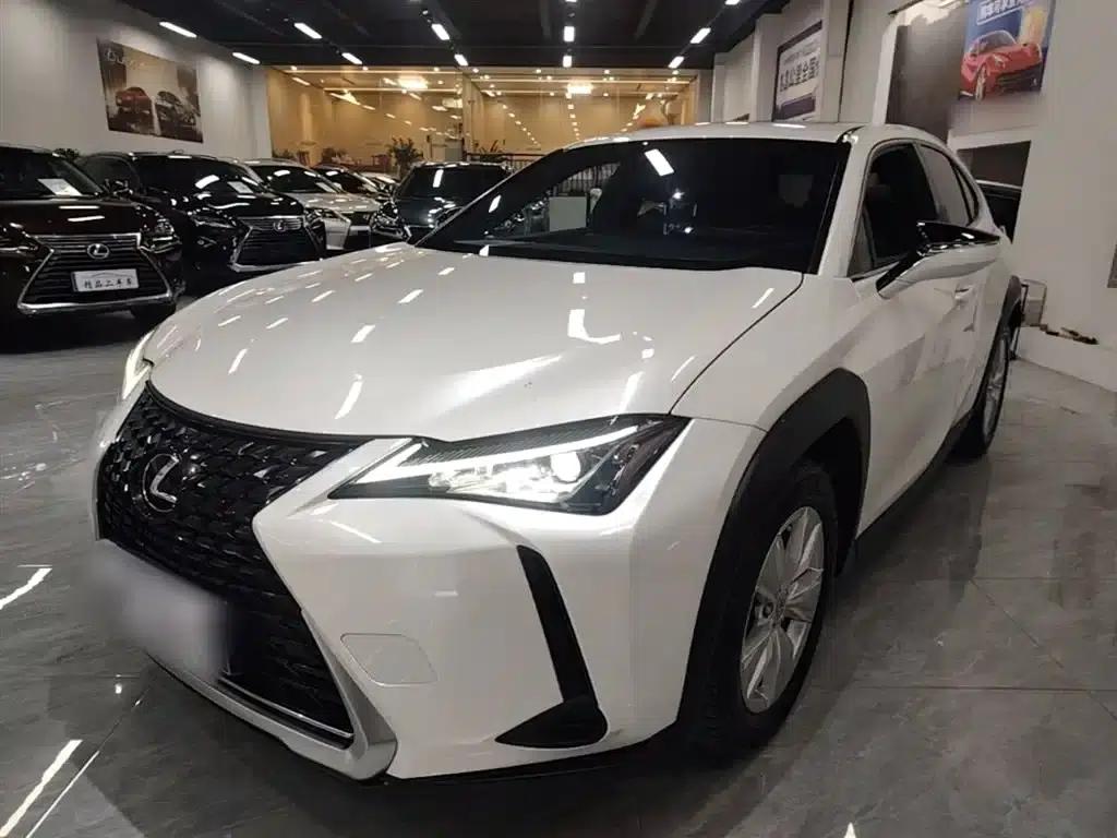 Lexus UX 2020 200 Special Edition — миниатюра 1