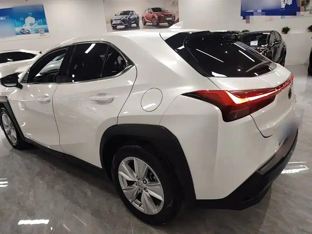 Lexus UX 2020 200 Special Edition — миниатюра 5