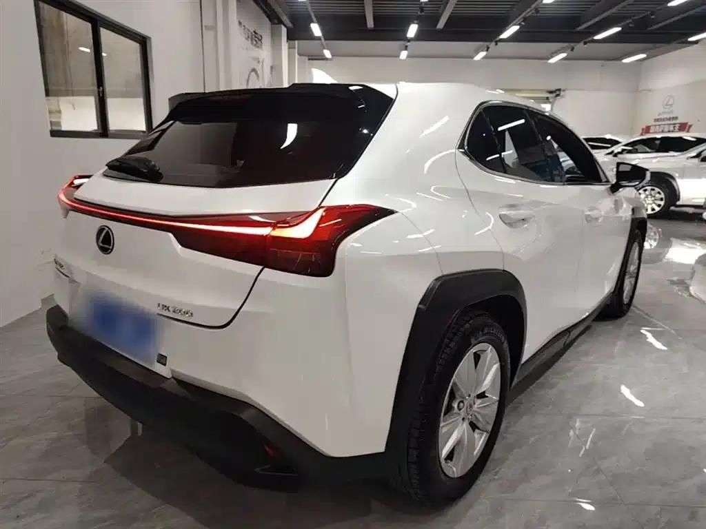 Lexus UX 2020 200 Special Edition — миниатюра 7